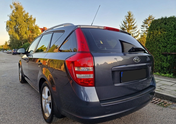 Kia Ceed cena 15900 przebieg: 268000, rok produkcji 2007 z Radom małe 596